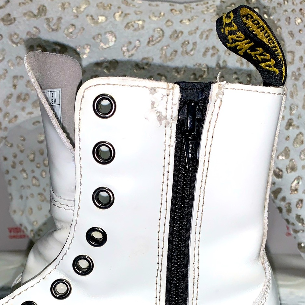 DR MARTENS WHITE JADON BOOT SMOOTH LEATHER PLATFORMS LADIES SIZE 5 US - Picture 4 of 16
